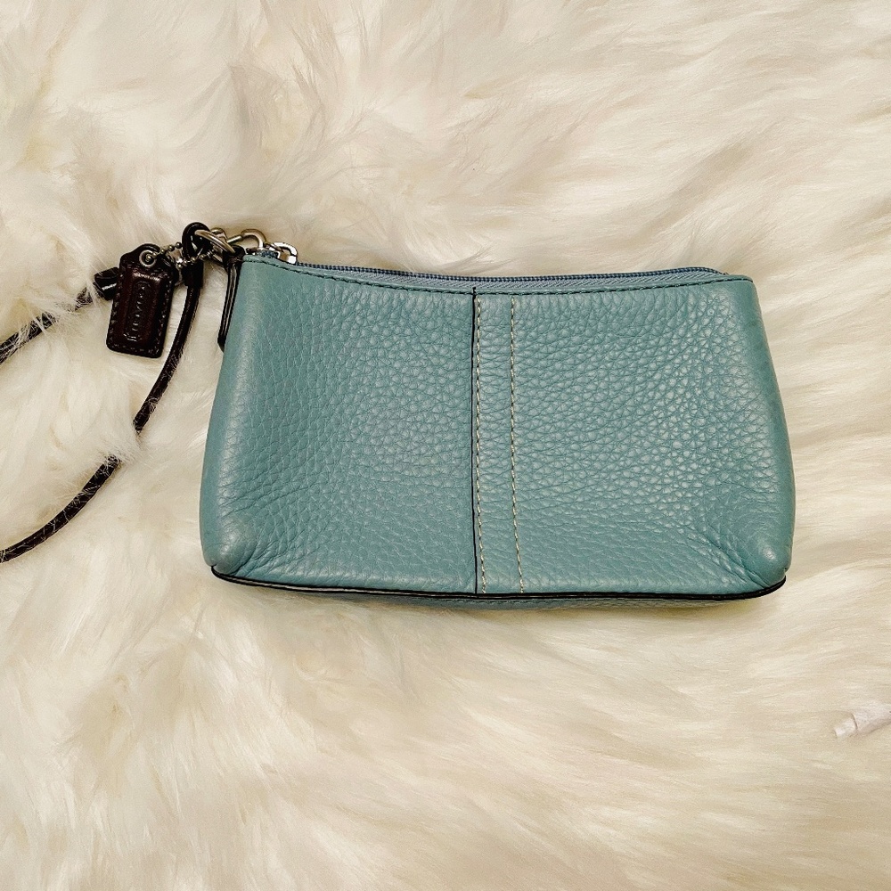 Vintage Coach Leather wristlet